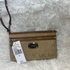 Michael Kors wristlet​